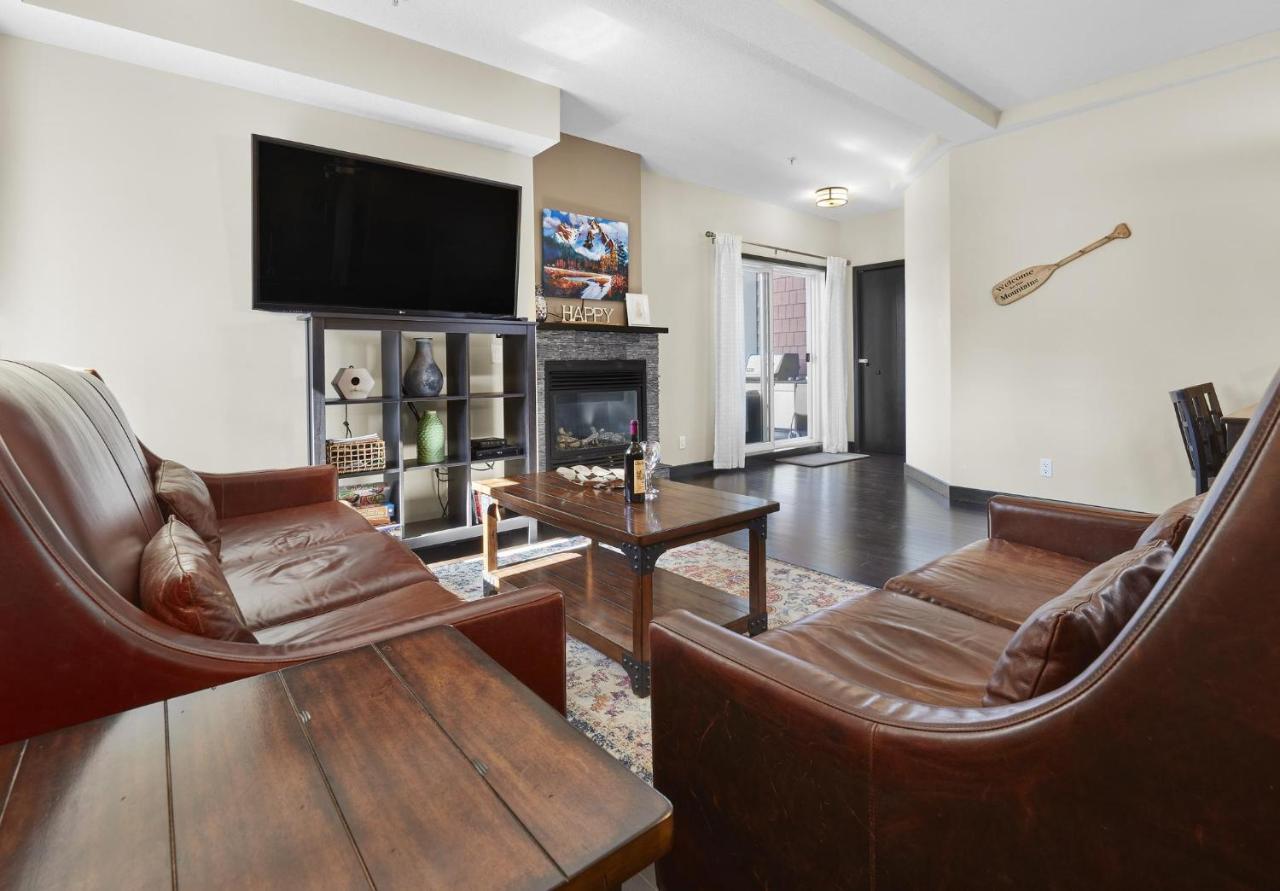 Sundance Suite - Beautiful Condo With Open Pool And Hot Tub Canmore Exterior photo