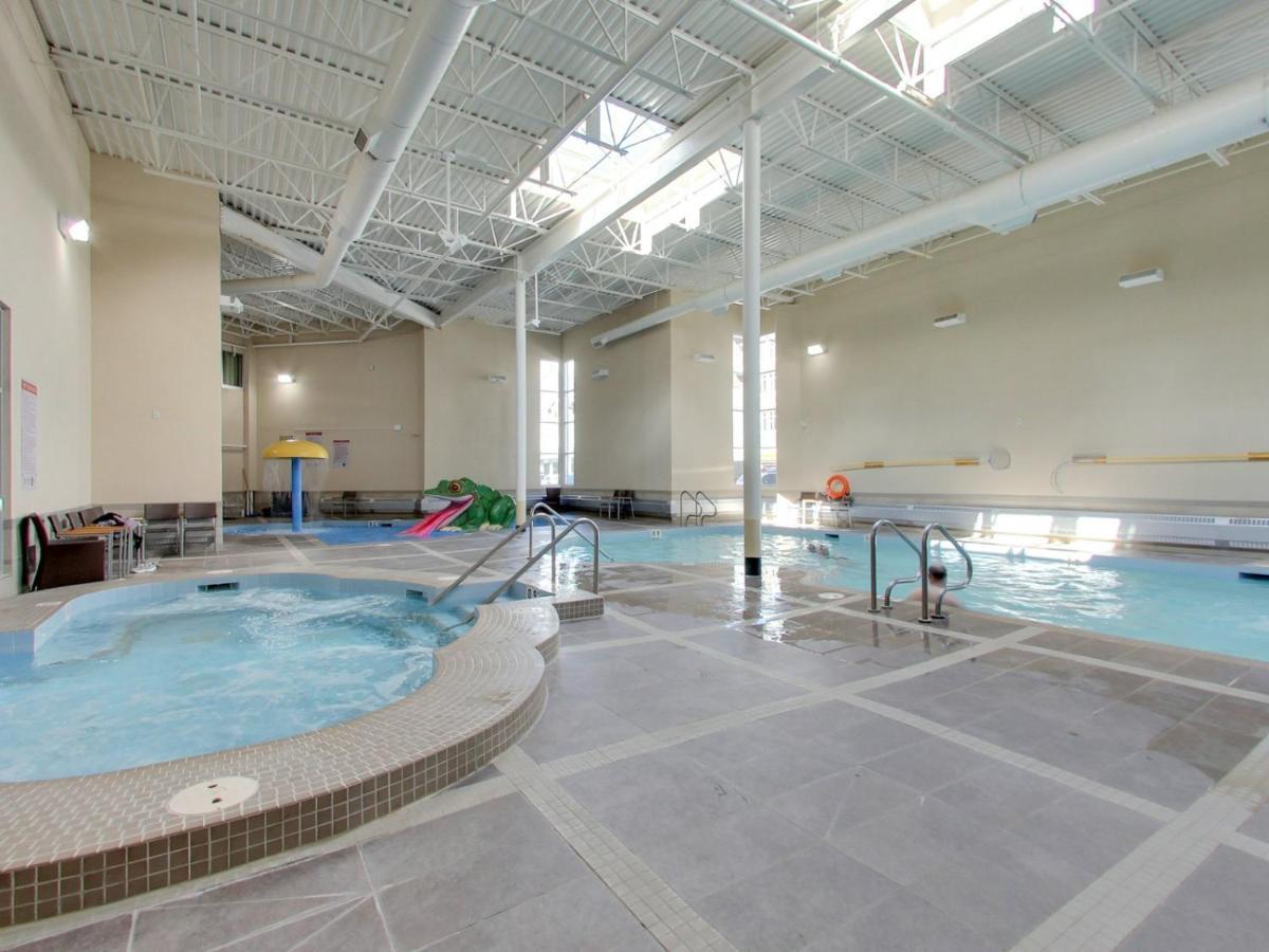 Sundance Suite - Beautiful Condo With Open Pool And Hot Tub Canmore Exterior photo